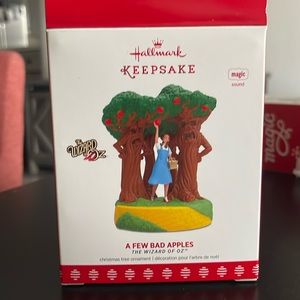 Wizard of Oz “A Few Bad Apples” ornament.